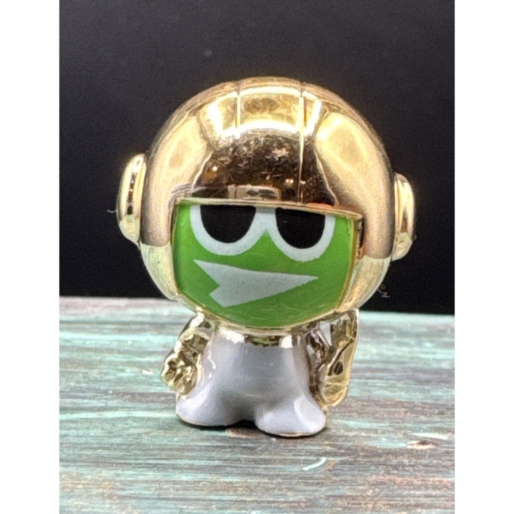 Gogos Crazy Bones Gold Series Limited Edition Lessei Magic Box Figures Mini 1"